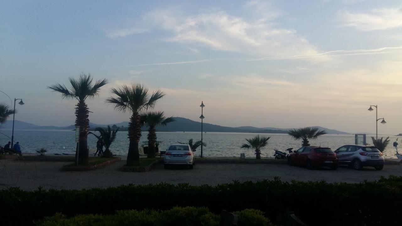 Aliye Hanim Hotel Ayvalik Exterior photo