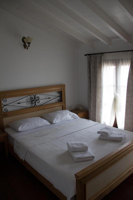 Aliye Hanim Hotel Ayvalik Exterior photo