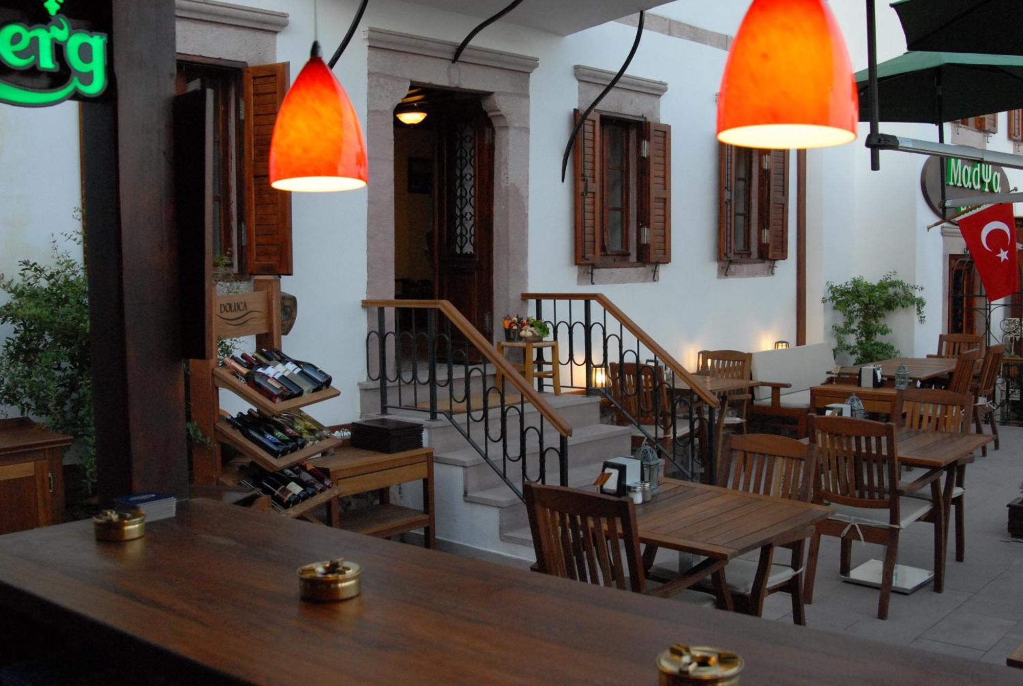 Aliye Hanim Hotel Ayvalik Exterior photo